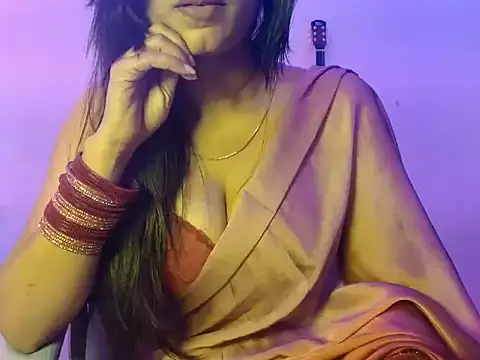 Snapshot of SexyNayraa chatting on 04-10-26, 01:05 SexyNayraa online show from 04-10-26, 01:05