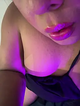 NicoleBBigAss online show from 06-30-26, 03:51