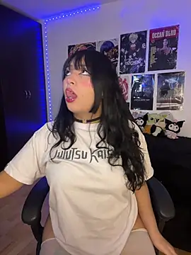 Hinataaa  online show from 04-15-26, 05:03