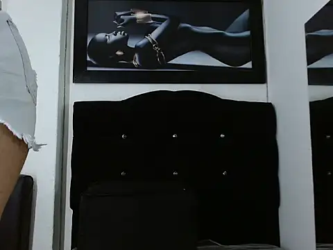 Snapshot of karla_lovera chatting on 05-12-26, 11:24 karla lovera online show from 05-12-26, 11:24
