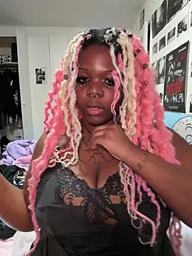 Snapshot of Nyla_xox chatting on 04-04-26, 10:07 Nyla xox online show from 04-04-26, 10:07