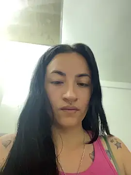 Snapshot of kimberly_peter chatting on 04-28-26, 11:26 kimberly peter online show from 04-28-26, 11:26