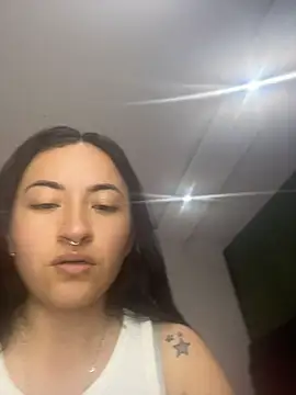 Snapshot of kimberly_peter chatting on 05-06-26, 11:21 kimberly peter online show from 05-06-26, 11:21