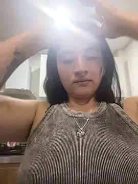 Snapshot of kimberly_peter chatting on 05-20-26, 02:07 kimberly peter online show from 05-20-26, 02:07