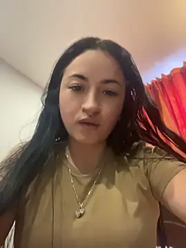 Snapshot of kimberly_peter chatting on 06-07-26, 10:35 kimberly peter online show from 06-07-26, 10:35