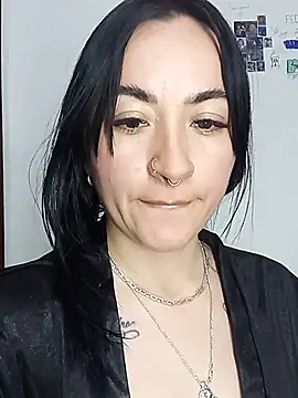 Snapshot of kimberly_peter chatting on 07-18-26, 02:16 kimberly peter online show from 07-18-26, 02:16