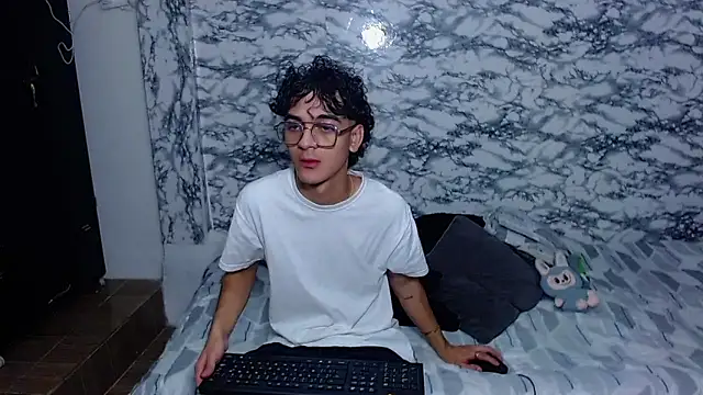 escanor ar online show from 04-04-26, 06:33