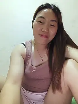Snapshot of he-se-kin chatting on 05-23-26, 02:10 he-se-kin online show from 05-23-26, 02:10