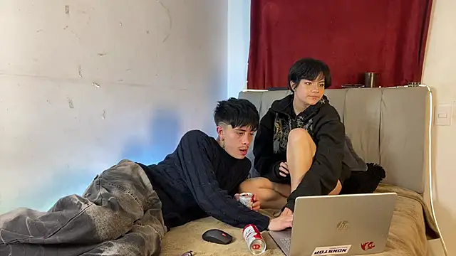 perceo and saddie online show from 04-20-26, 03:09