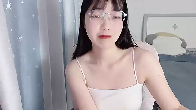 Snapshot of Anya-2026 chatting on 04-22-26, 12:18 Anya-2026 online show from 04-22-26, 12:18