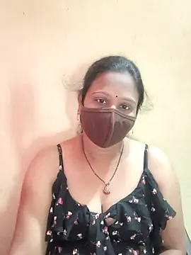 Snapshot of Latha_lovely chatting on 04-05-26, 08:33 Latha lovely online show from 04-05-26, 08:33