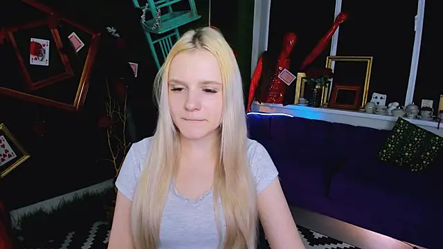 SherriButlers online show from 06-19-26, 05:01