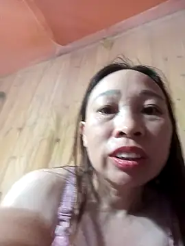 Snapshot of AnnieAngelxx chatting on 03-27-26, 11:04 AnnieAngelxx online show from 03-27-26, 11:04