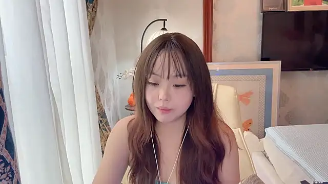thelittlexx online show from 06-17-26, 08:06