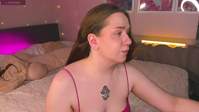 Lilit Sinful online show from 04-16-26, 11:33