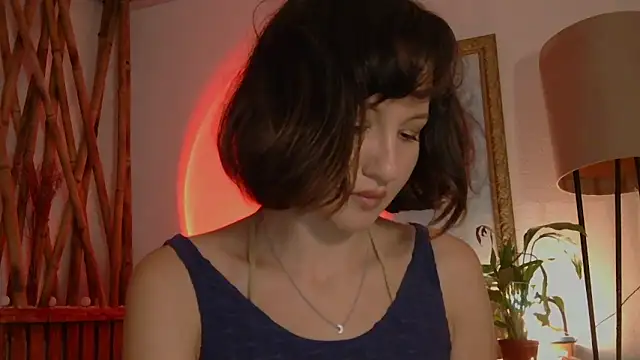 Snapshot of wanderwhitch chatting on 05-20-26, 03:40 wanderwhitch online show from 05-20-26, 03:40