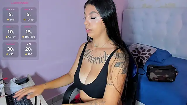 Snapshot of TATILARSON2 chatting on 03-26-26, 12:33 TATILARSON2 online show from 03-26-26, 12:33