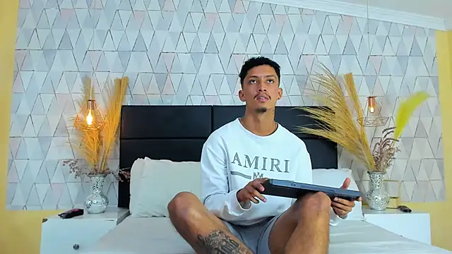 NoahOsorio online show from 03-27-26, 06:51