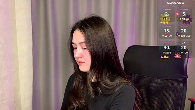 Snapshot of lilysolar chatting on 04-18-26, 07:07 lilysolar online show from 04-18-26, 07:07