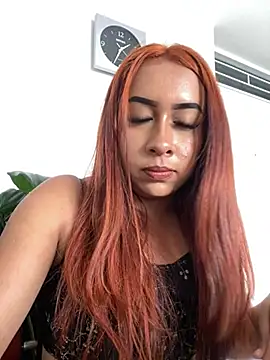 Snapshot of gretchen_1998 chatting on 03-26-26, 06:35 gretchen 1998 online show from 03-26-26, 06:35