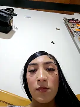 yvonne 1998 online show from 03-31-26, 09:26