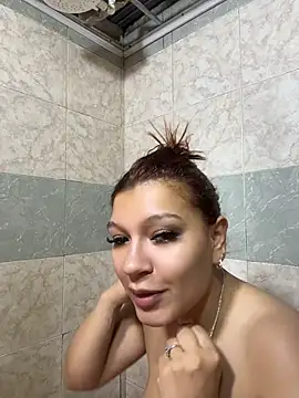Snapshot of antonela_bb chatting on 04-20-26, 11:24 antonela bb online show from 04-20-26, 11:24