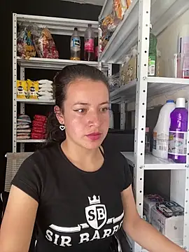 tinkerbell pink22 online show from 04-01-26, 01:52