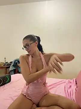 kimberlysnow11 online show from 06-02-26, 02:13