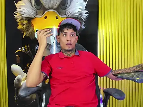 Snapshot of Winsord_Bigcock chatting on 03-29-26, 07:58 Winsord Bigcock online show from 03-29-26, 07:58