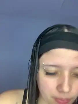 Snapshot of pricila887 chatting on 03-29-26, 05:18 pricila887 online show from 03-29-26, 05:18