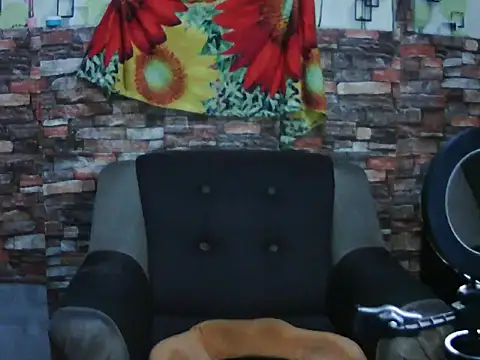 honey krishia online show from 07-17-26, 03:24