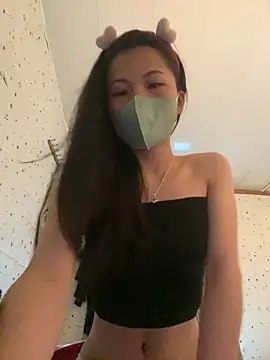 Snapshot of Mi-Lani chatting on 03-29-26, 03:39 Mi-Lani online show from 03-29-26, 03:39