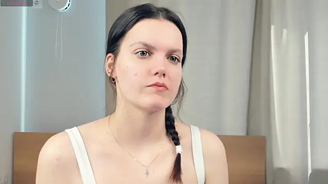 JuliannPaysour online show from 04-02-26, 07:39