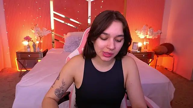 FlirtyMusa online show from 04-26-26, 12:36