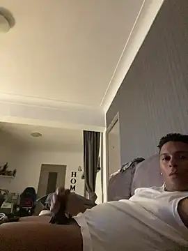 Snapshot of melreydelmambo chatting on 05-02-26, 02:16 melreydelmambo online show from 05-02-26, 02:16