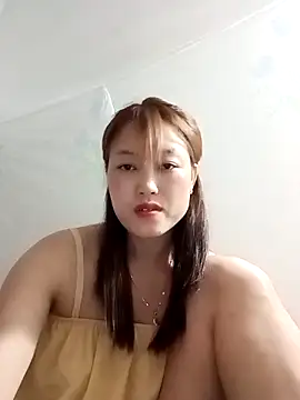 Snapshot of -Bitilu- chatting on 04-24-26, 01:57 -Bitilu- online show from 04-24-26, 01:57