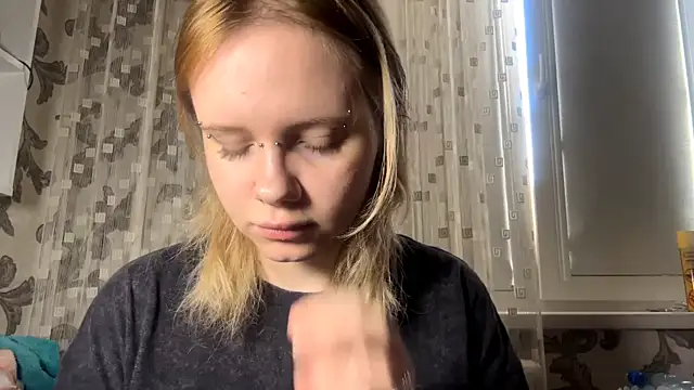 KrystenHoye online show from 03-27-26, 08:26