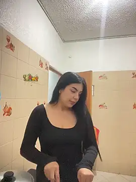 Cami olarte online show from 05-27-26, 03:14
