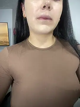 Cami olarte online show from 06-23-26, 08:18