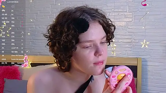 Snapshot of Amely_Muerte chatting on 04-23-26, 03:41 Amely Muerte online show from 04-23-26, 03:41