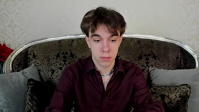Snapshot of DaveBevy chatting on 04-10-26, 05:23 DaveBevy online show from 04-10-26, 05:23