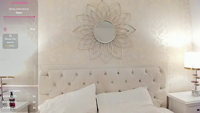 Snapshot of Julietta___ chatting on 05-11-26, 04:04 Julietta online show from 05-11-26, 04:04