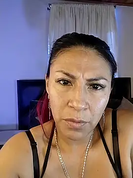 Snapshot of tatianabelli chatting on 04-24-26, 05:48 tatianabelli online show from 04-24-26, 05:48