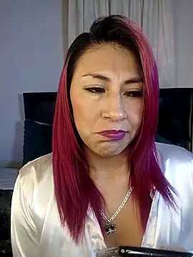 Snapshot of tatianabelli chatting on 04-28-26, 06:13 tatianabelli online show from 04-28-26, 06:13