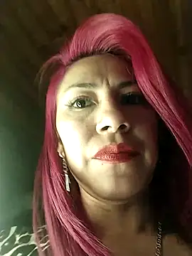 Snapshot of tatianabelli chatting on 05-26-26, 02:40 tatianabelli online show from 05-26-26, 02:40