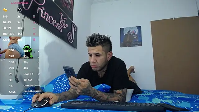 Snapshot of allison_maxtattoo_ chatting on 07-02-26, 10:49 allison maxtattoo online show from 07-02-26, 10:49