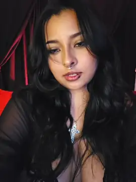 Snapshot of EvelynVex chatting on 04-04-26, 01:26 EvelynVex online show from 04-04-26, 01:26