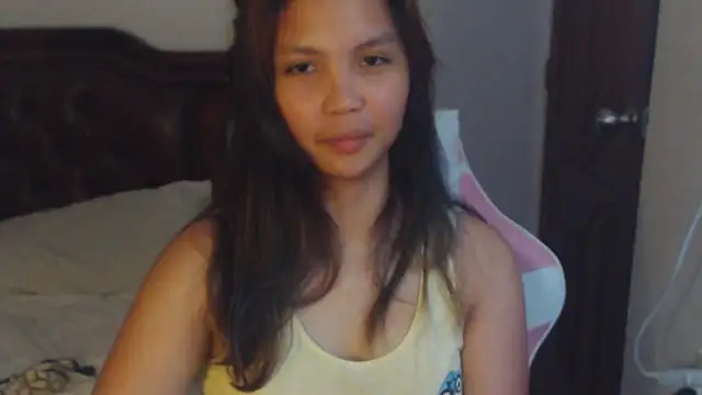 Snapshot of sweet_21_1 chatting on 04-16-26, 09:39 sweet 21 1 online show from 04-16-26, 09:39