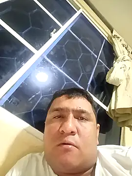 Snapshot of luis20212 chatting on 03-29-26, 05:29 luis20212 online show from 03-29-26, 05:29