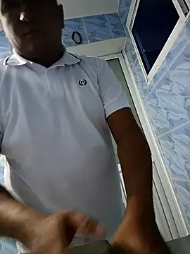 luis20212 online show from 04-13-26, 08:42